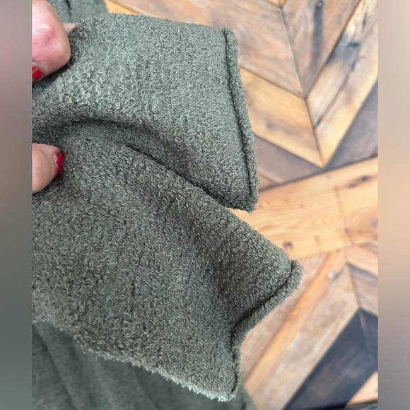 Barefoot Dreams CozyChic Lite Cardigan Size Small - Picture 4 of 7